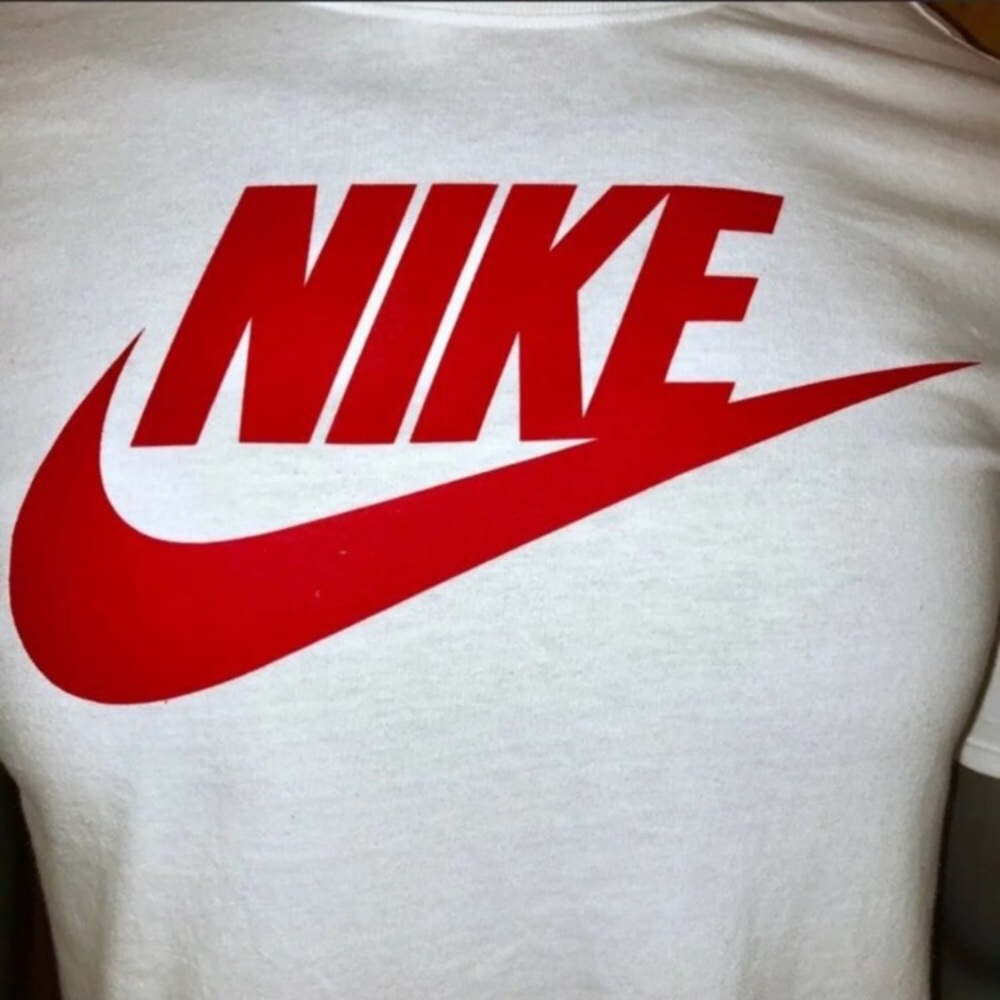 🆕 | ‼️ Nike Air Swoosh T-Shirt